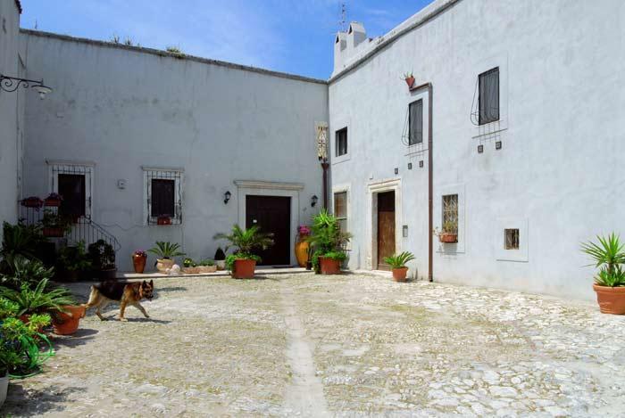 Appartamenti Castello Пешичи Екстериор снимка